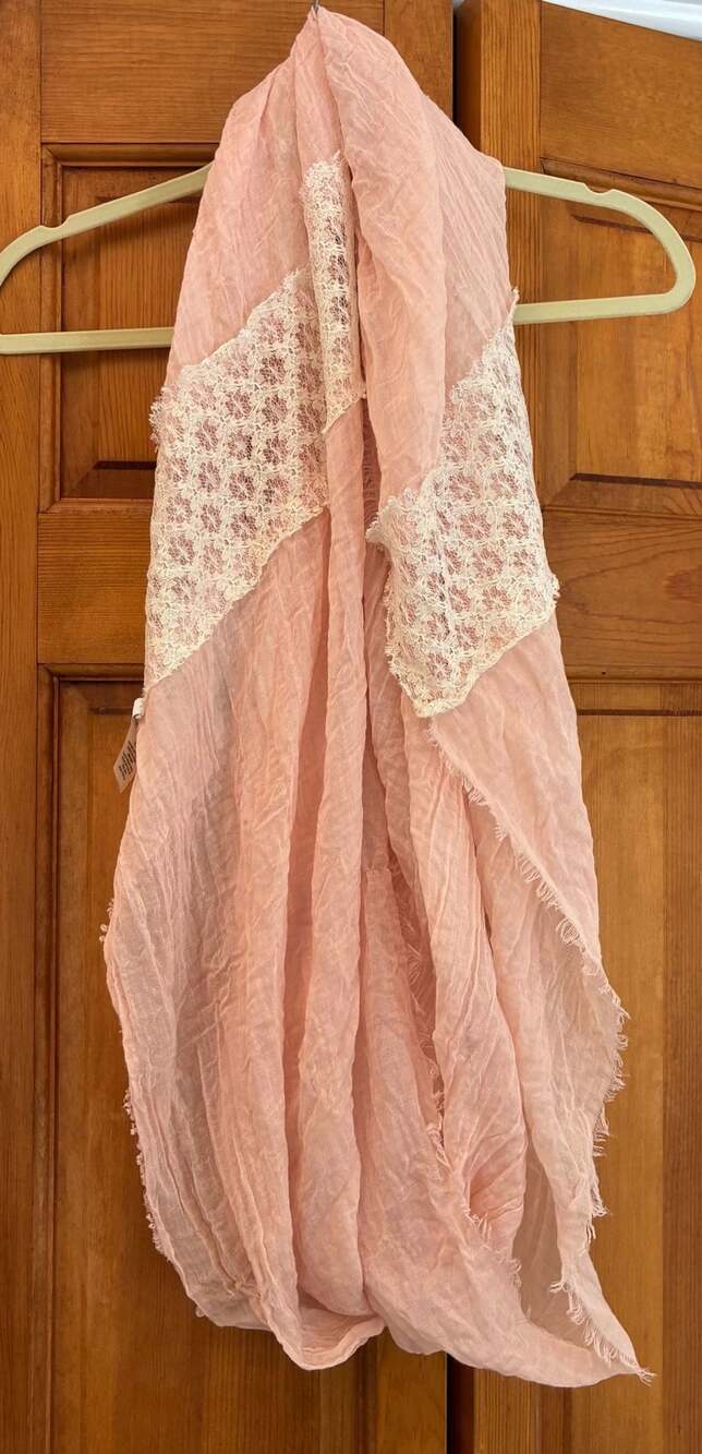 Delias Scarf O/S Pink Lace Trim Crinkled Infinity Wrap